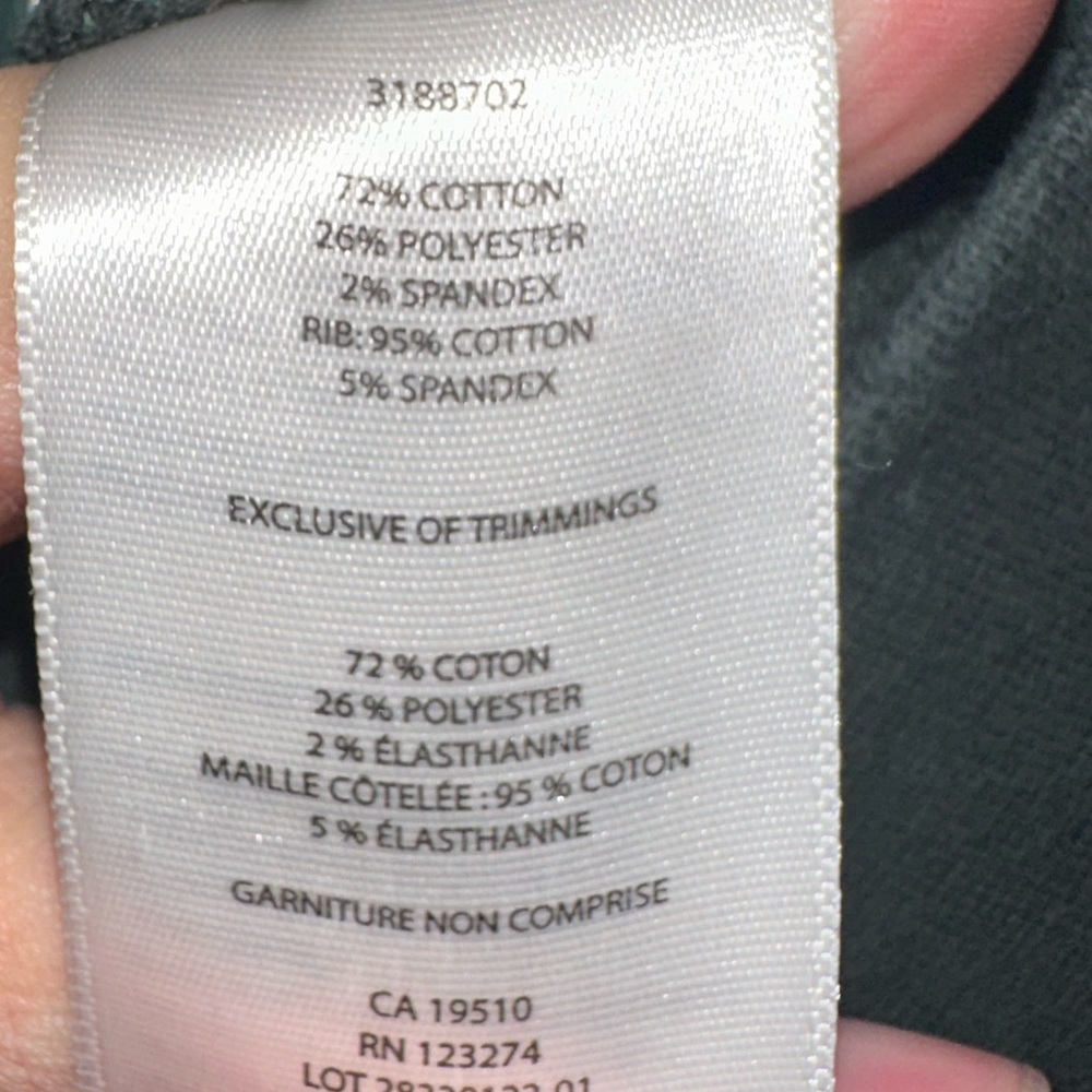 Lolë Size L - Picture 6 of 7